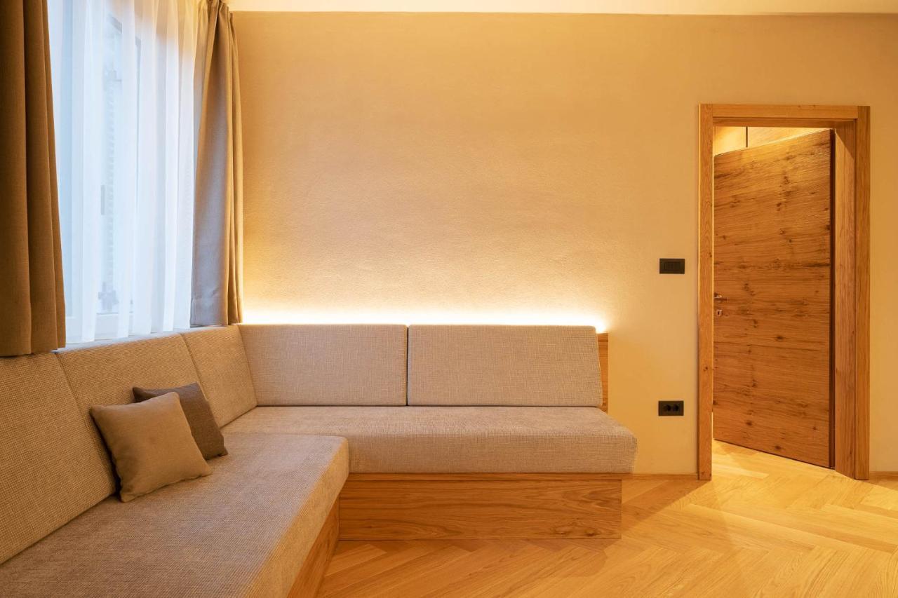 Ladurner Suites Merano Bagian luar foto
