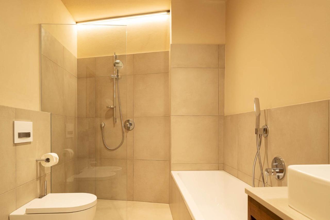 Ladurner Suites Merano Bagian luar foto