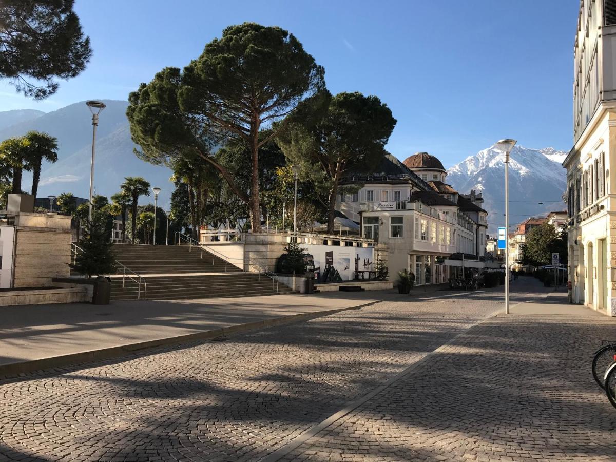 Ladurner Suites Merano Bagian luar foto